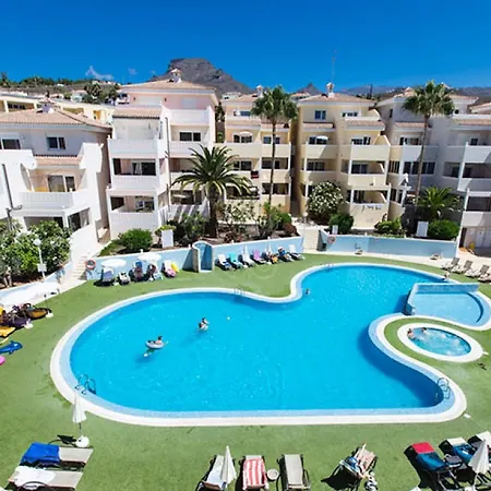 Country Club Апартаменты *