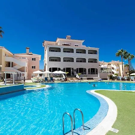 Апартаменты Country Club *